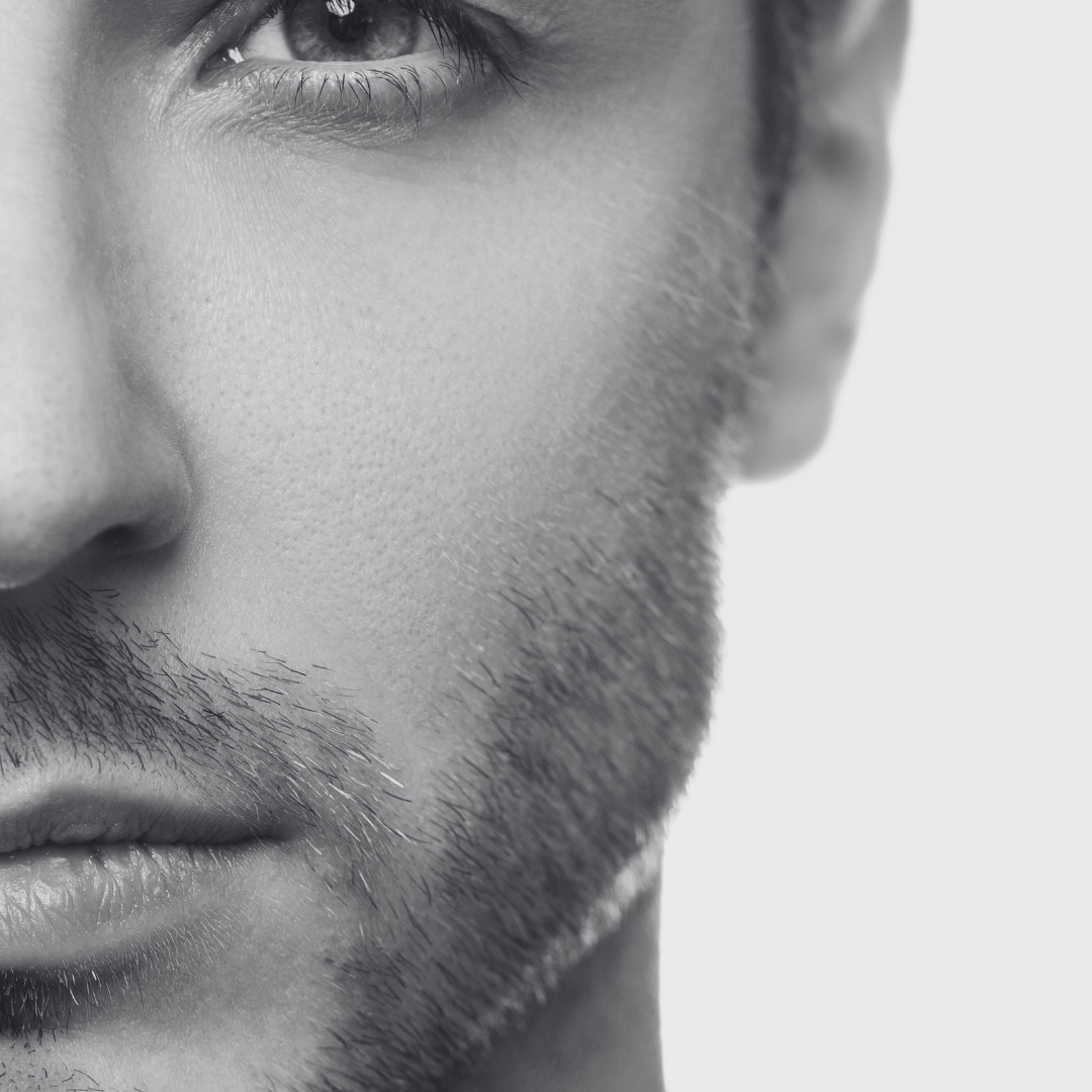 Tricopigmentation de la barbe 